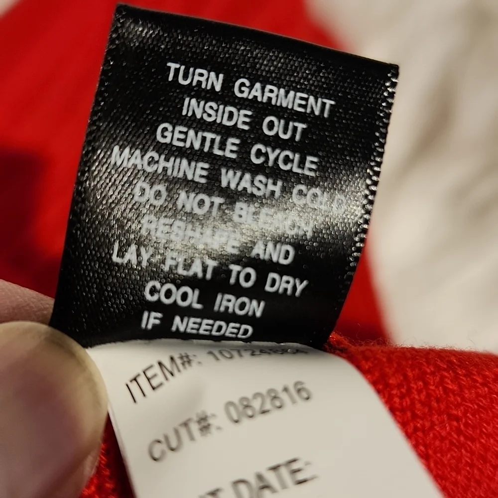 Torrid Holiday  Red Sweater Dress sz 4. HOLIDAY - Picture 8 of 10